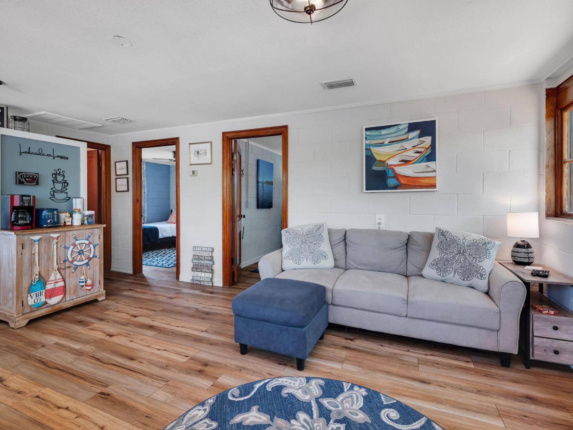 Waterfront On Talquin - Near Fsu - Stunning Views - 2 Story Deck - Fire Pit - Fast 1000 Mbps Internet - 3 Min From Boat Ramp