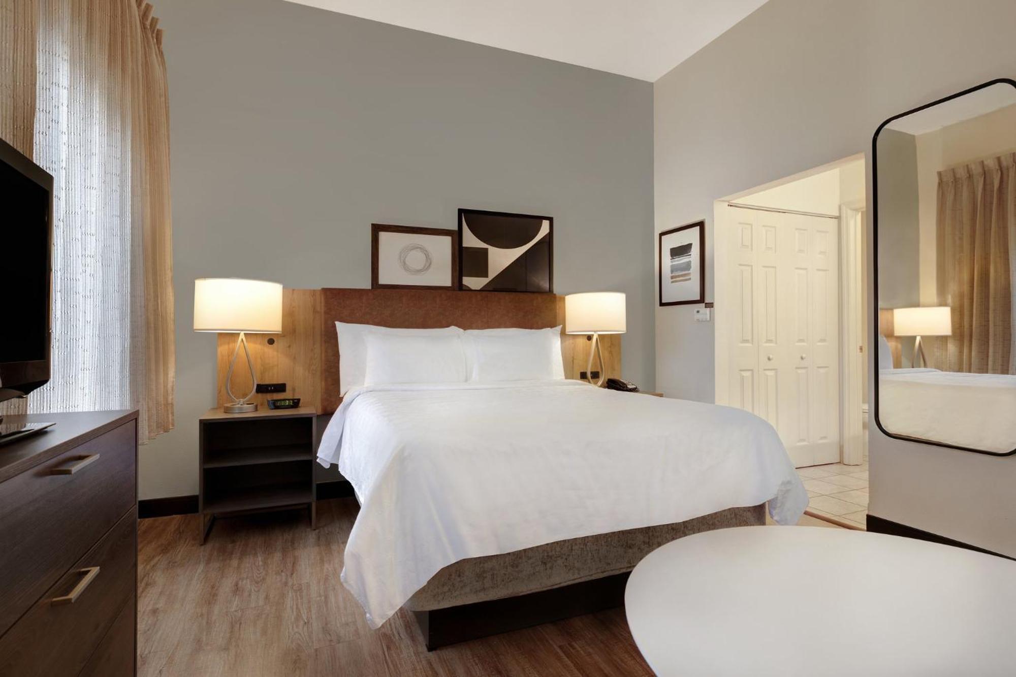 Staybridge I-10 East By Ihg