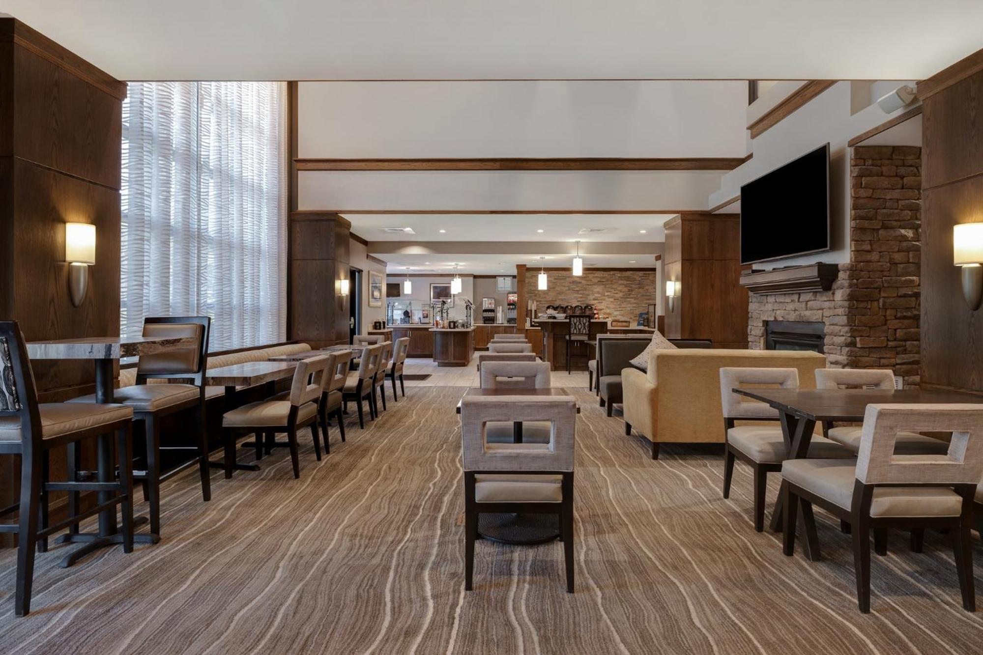 Staybridge I-10 East By Ihg Hotel
