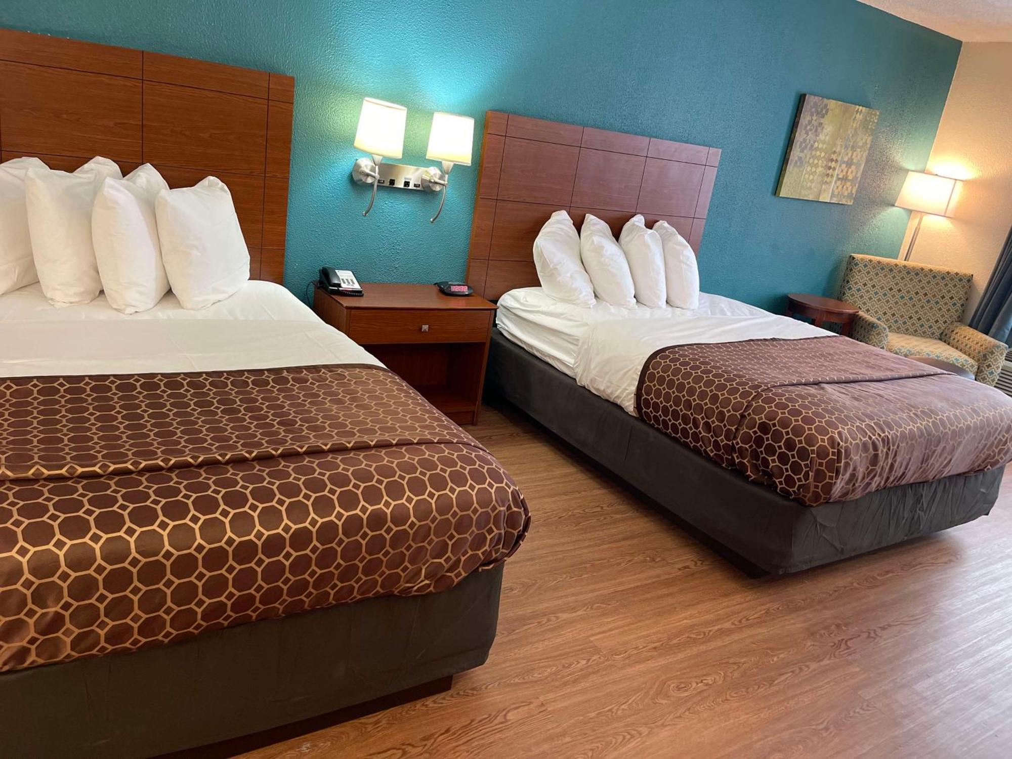 Hotel Western Downtown And 3*