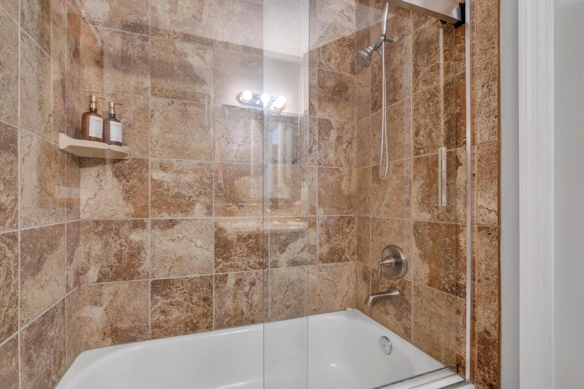 Boho Indian Oasis: 3bd - Pool - Tranquil Retreat * Tallahassee