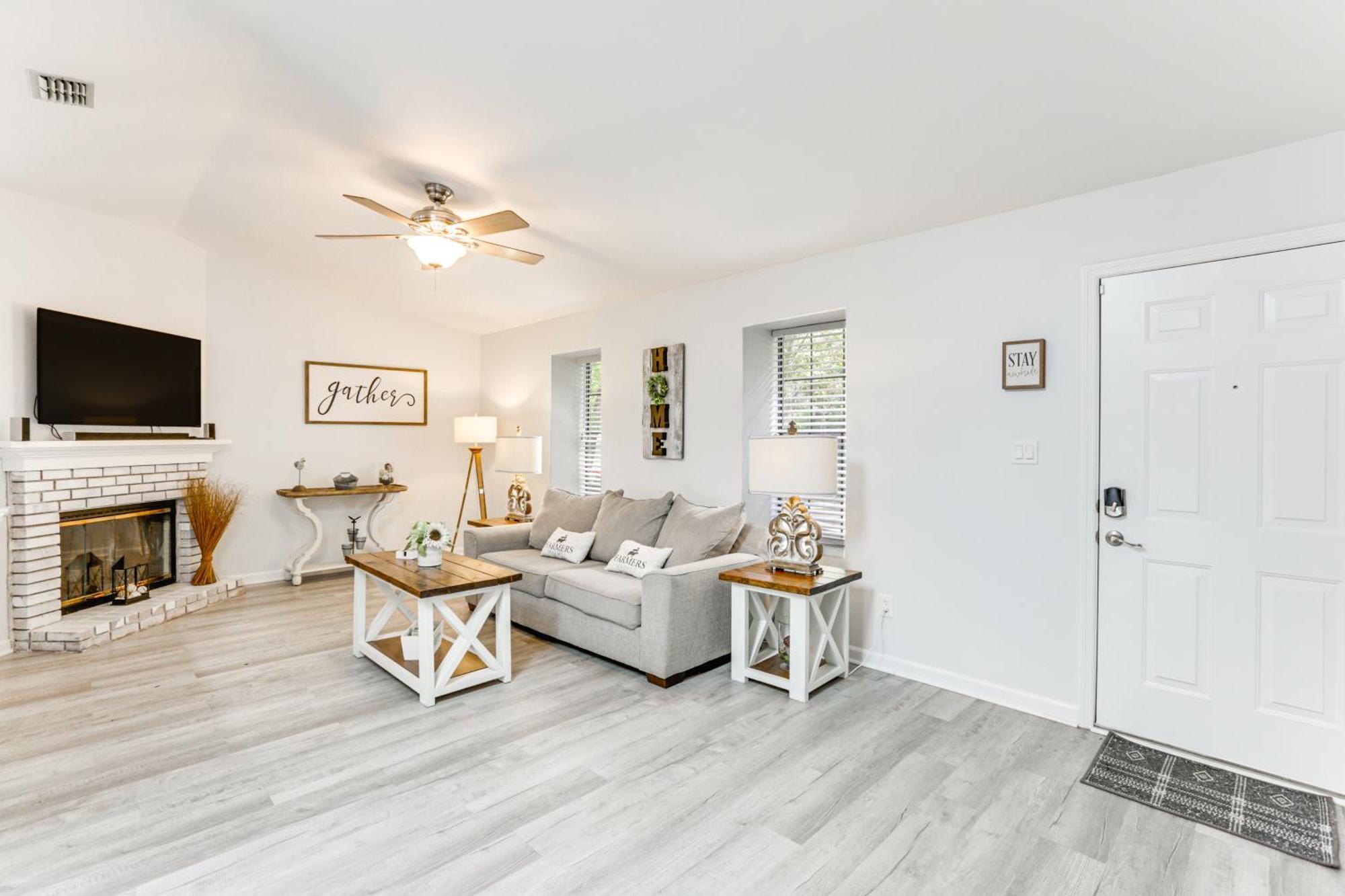 Pet-friendly Near Downtown! *