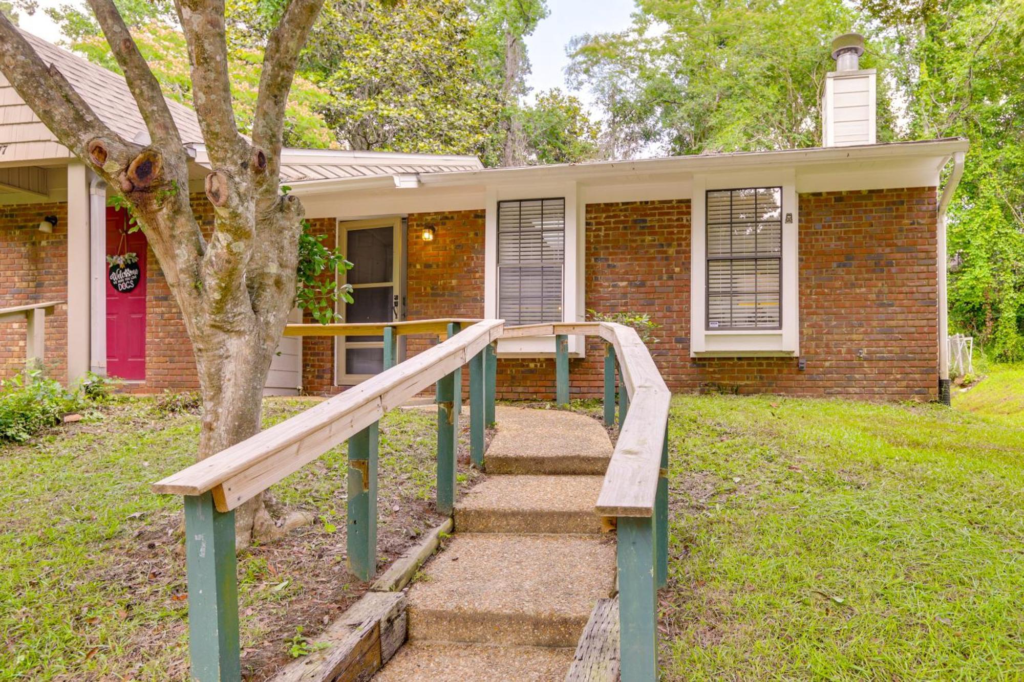 Pet-friendly Near Downtown! * Tallahassee