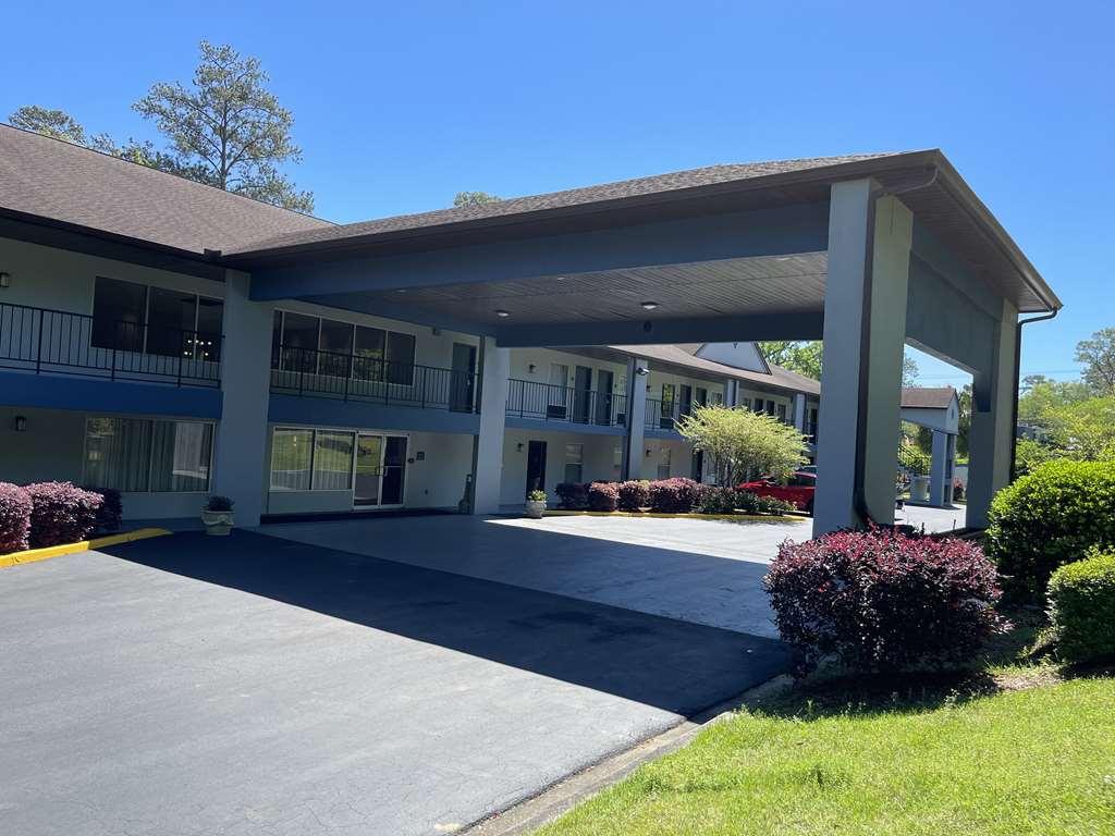 Western Downtown And 3* Tallahassee
