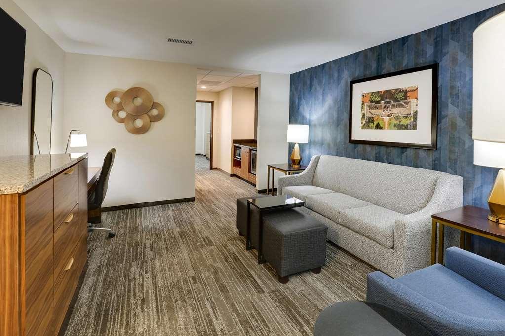 Hotel Drury Plaza