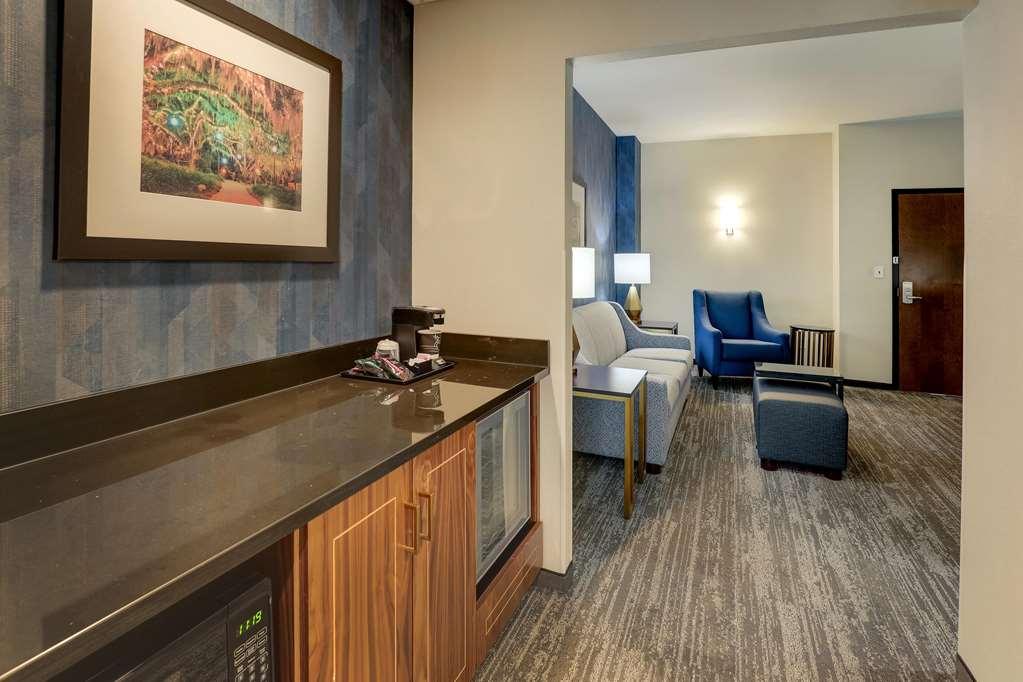 Hotel Drury Plaza