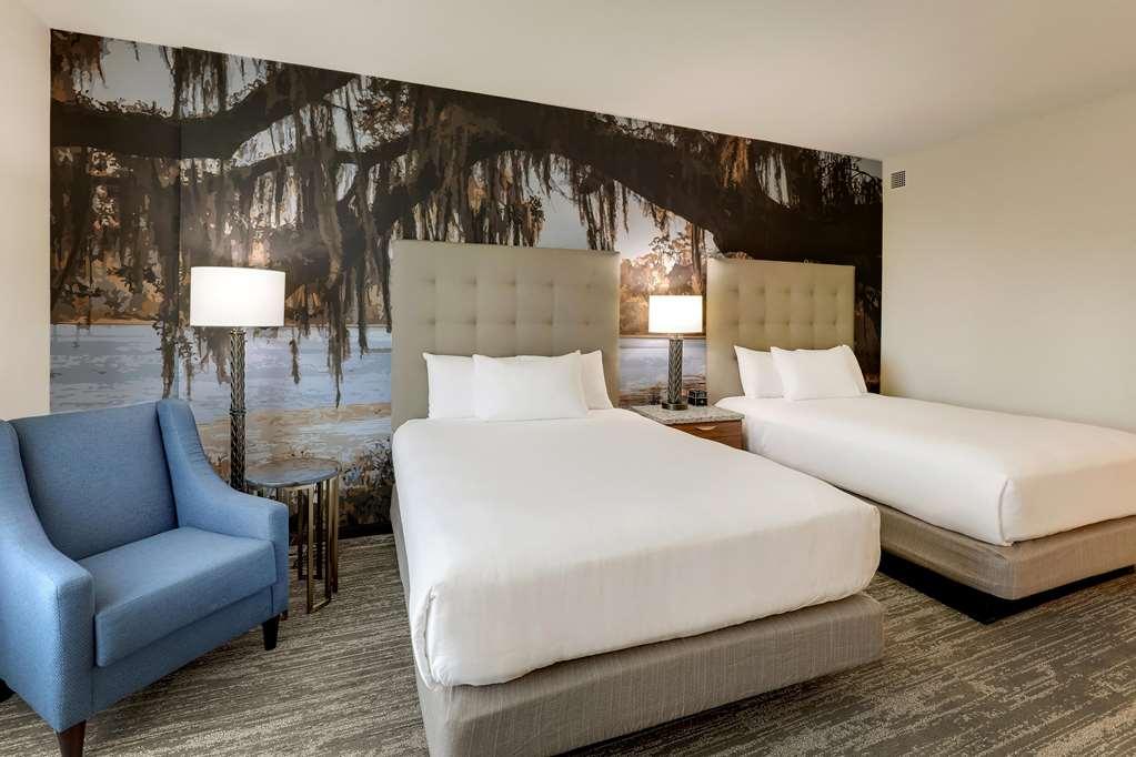 Drury Plaza Hotel