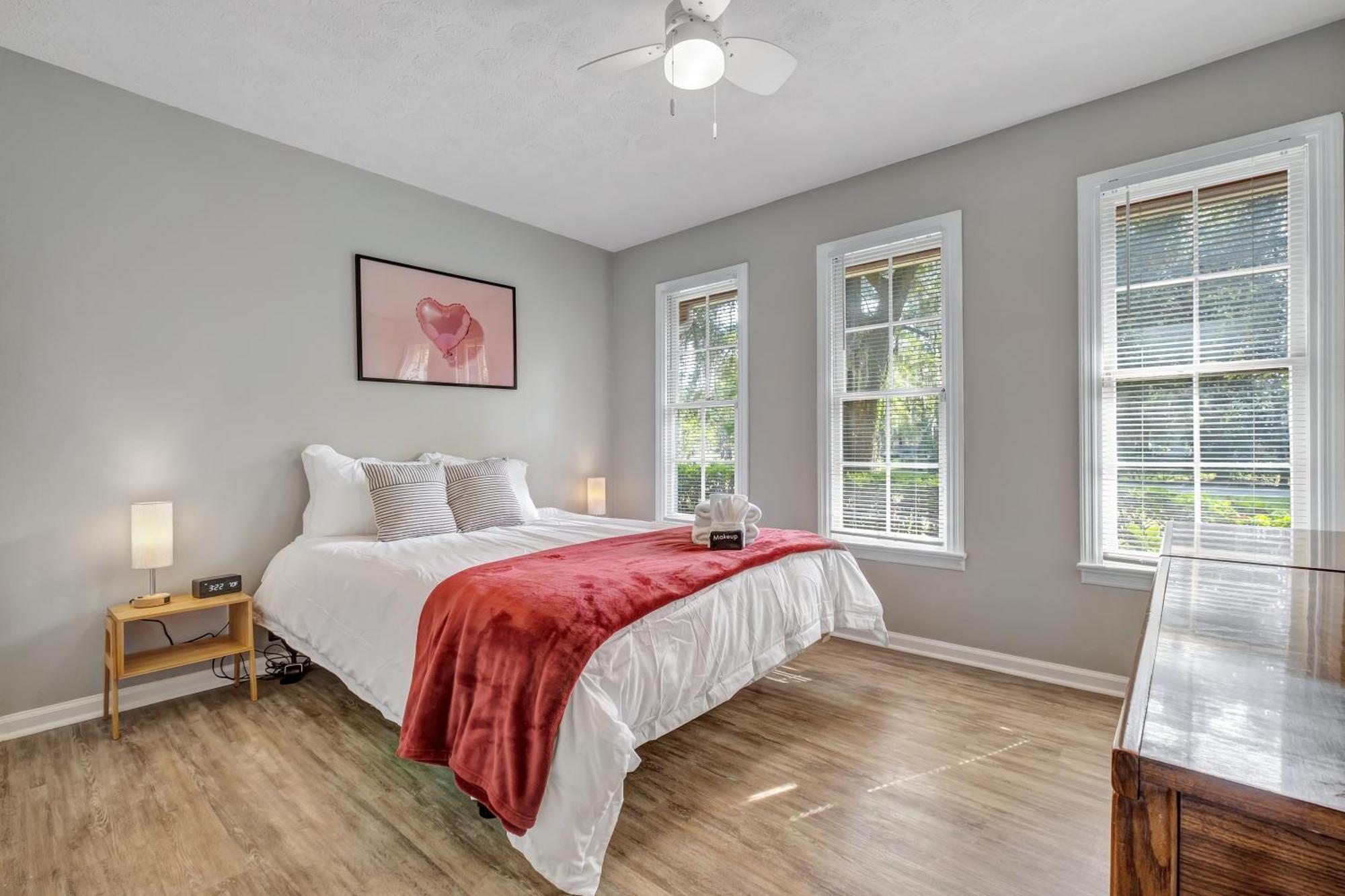Hudson Manor * Tallahassee