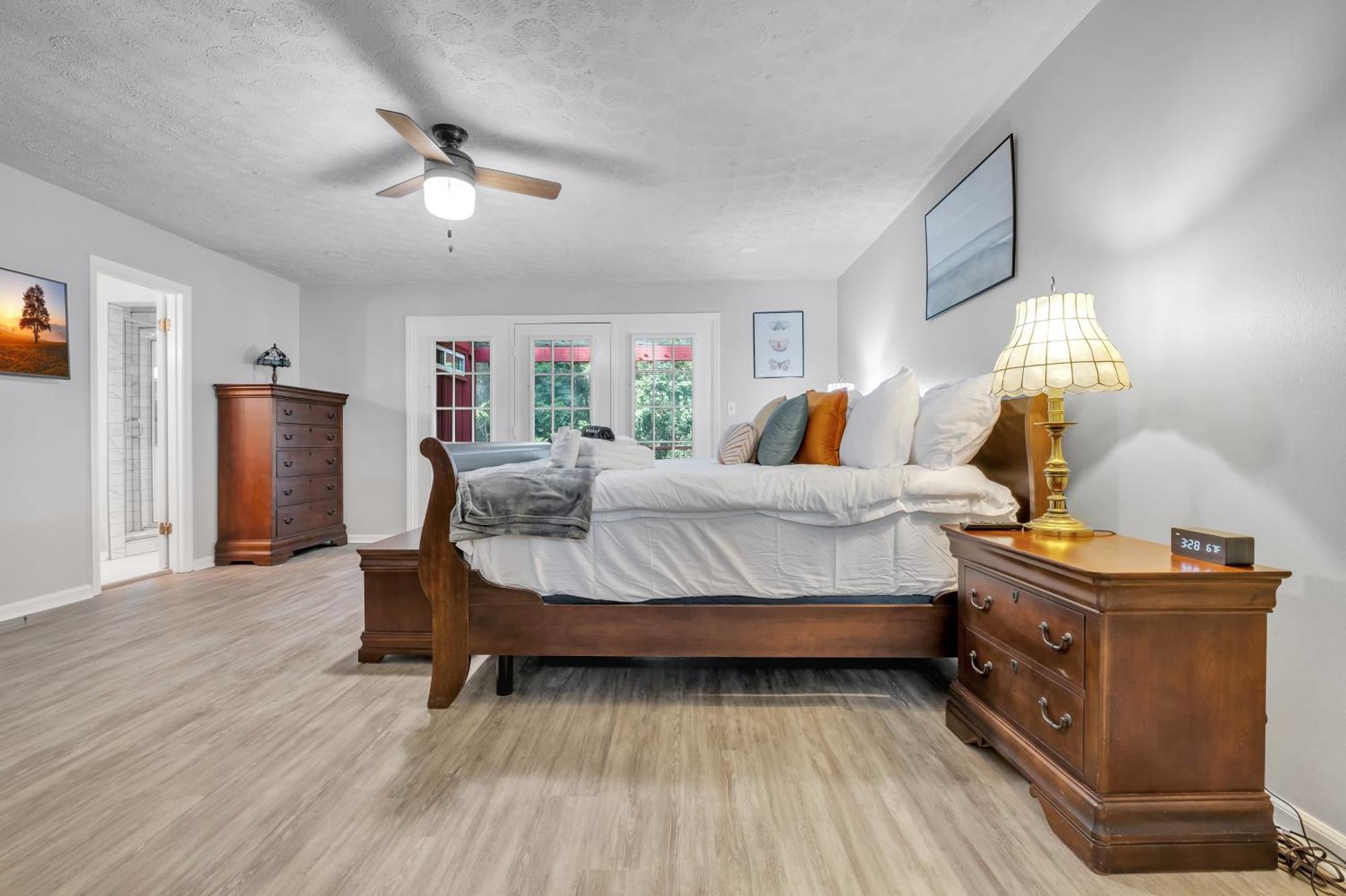 Hudson Manor *