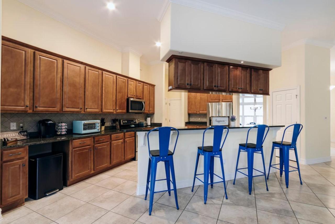 347 Cozy 4br Cozy, Spacious, Corn Hole, Jetted Tub *