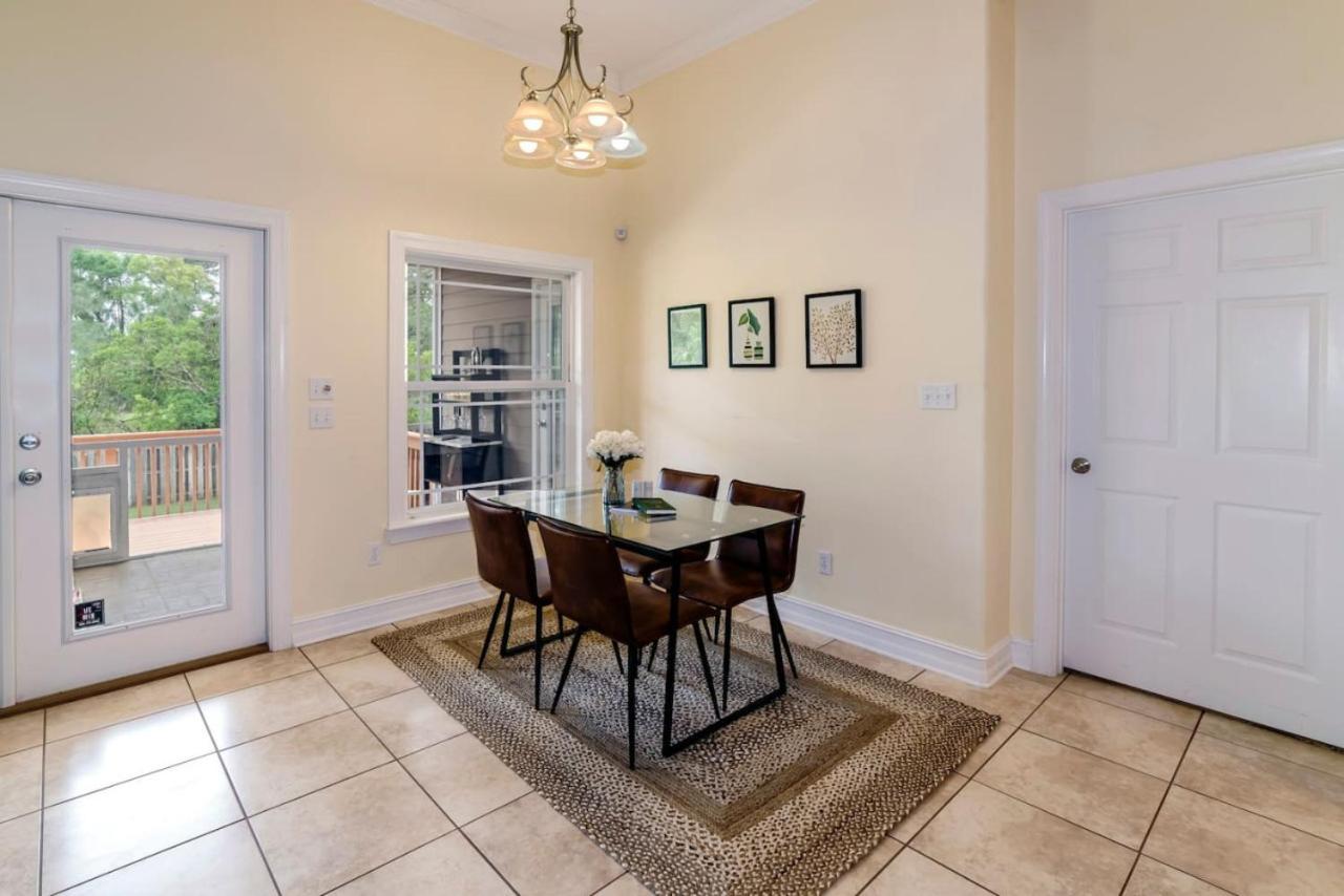 347 Cozy 4br Cozy, Spacious, Corn Hole, Jetted Tub Tallahassee