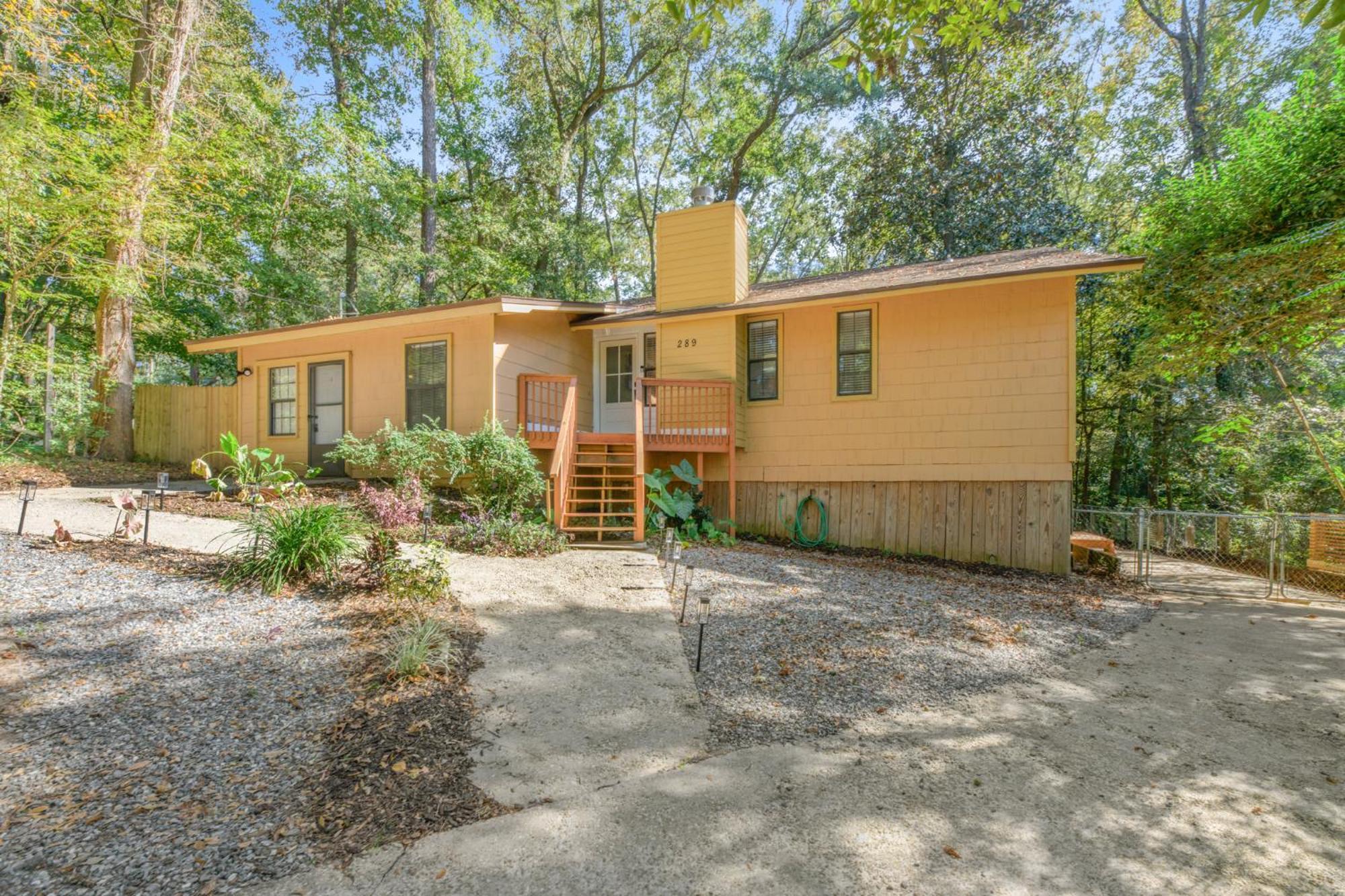 Charming 4bd With Bbq & Backyard - Near Fsu, A&m