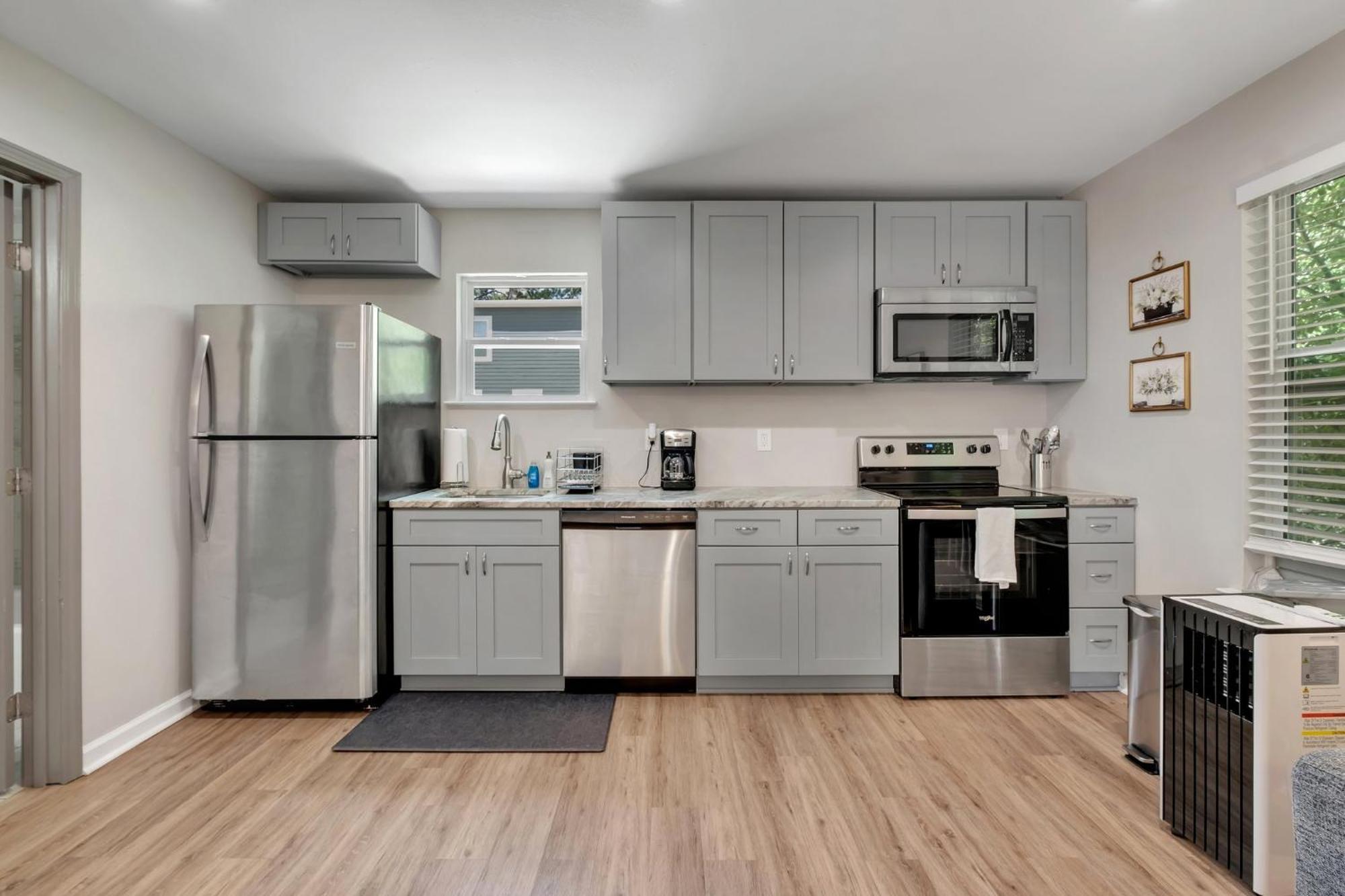 1 Bedroom In The Heart Of Tally Apartment Tallahassee