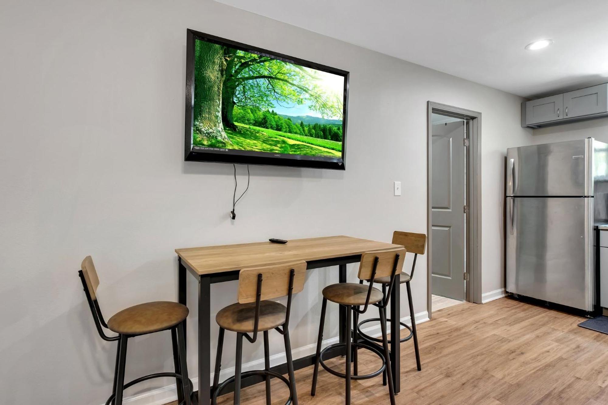 1 Bedroom In The Heart Of Tally * Tallahassee