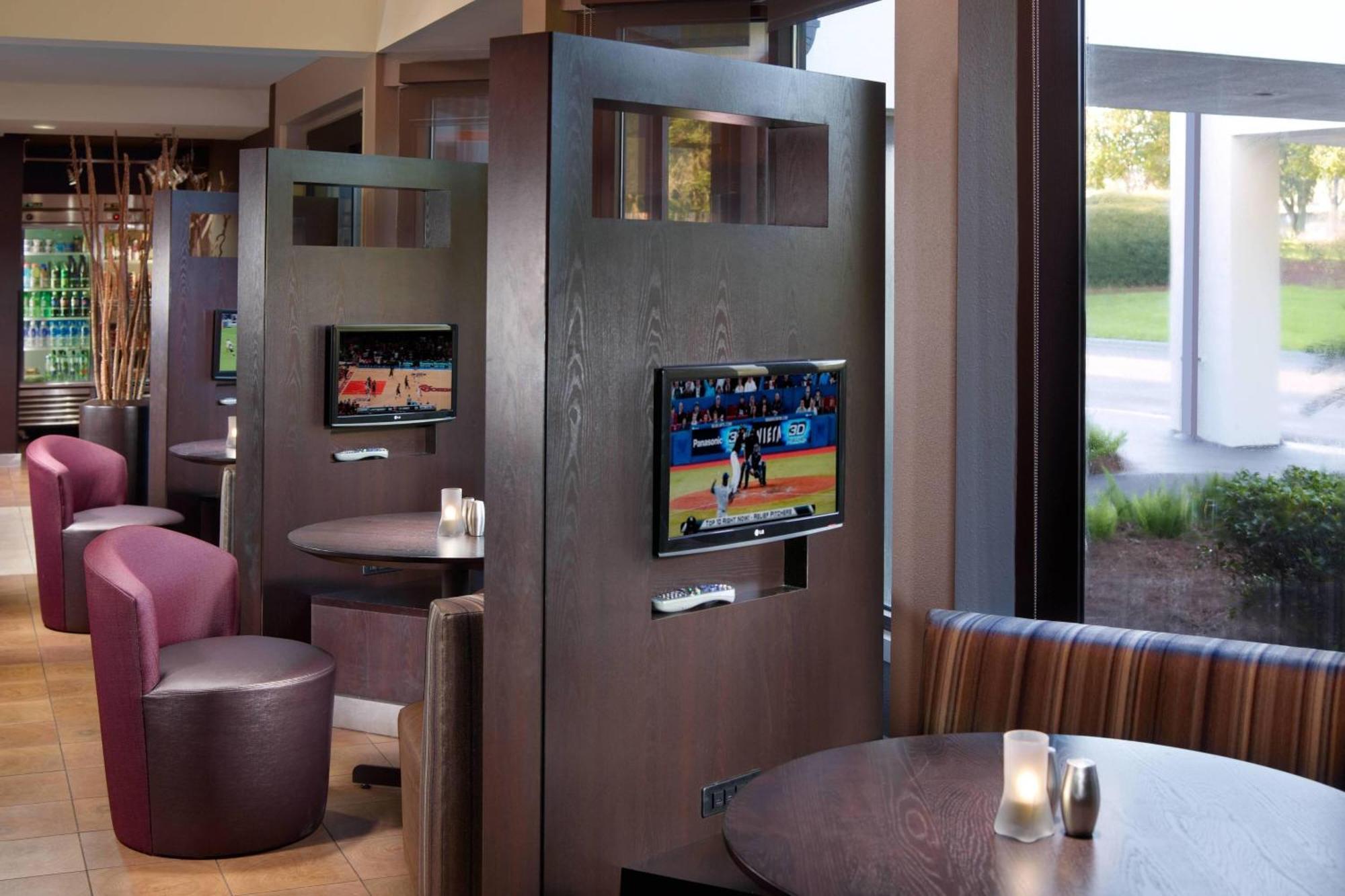 Hotel Courtyard By Marriott Downtown/capital 3*