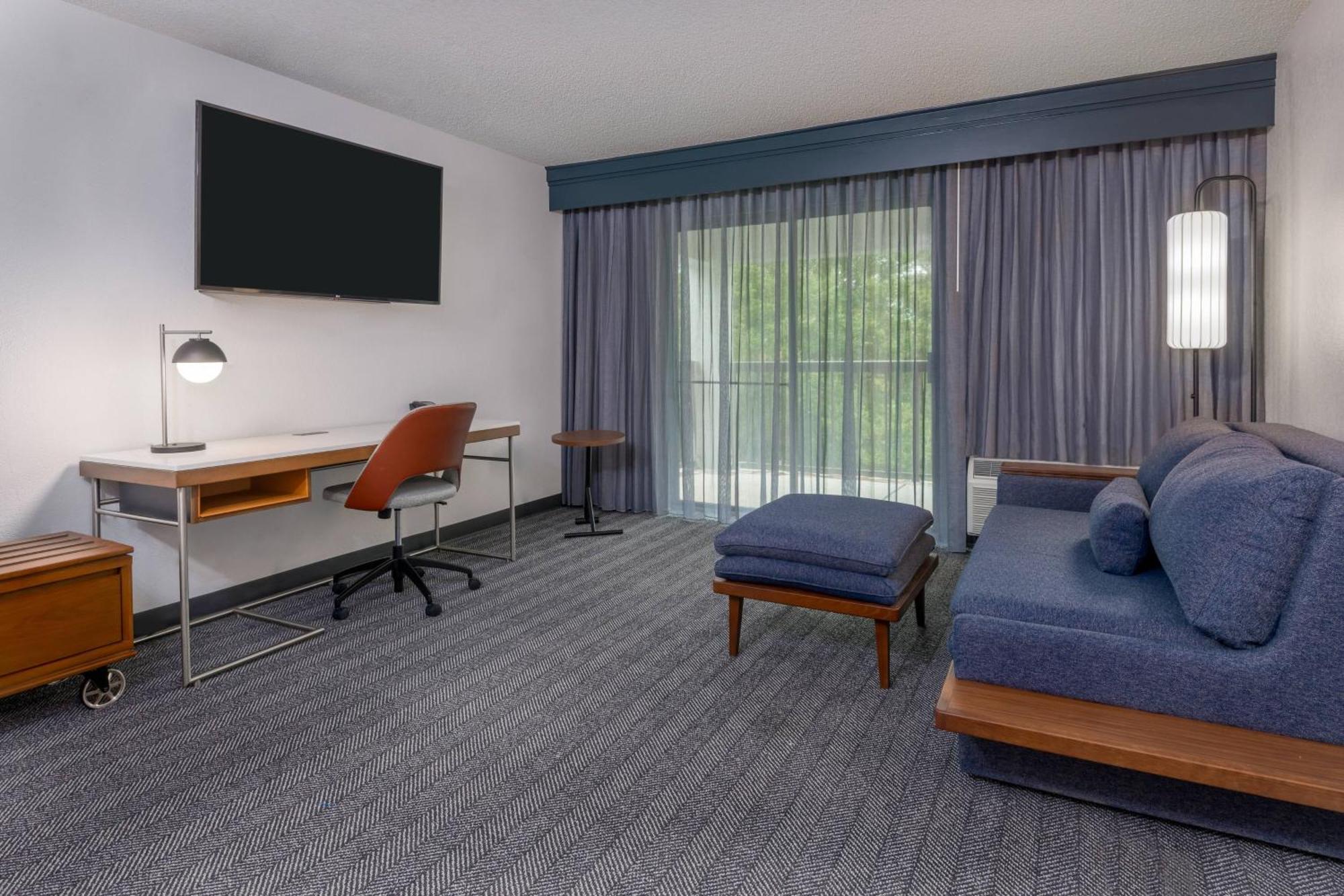 Hotel Courtyard North/i-10 Capital Circle 3*