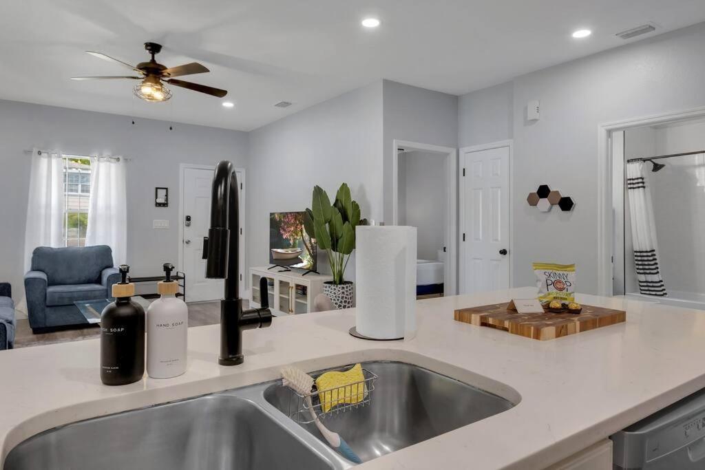 Holiday home Peaceful Place Less Than A Mile To Fsu And 15 Mins To Airport Tallahassee