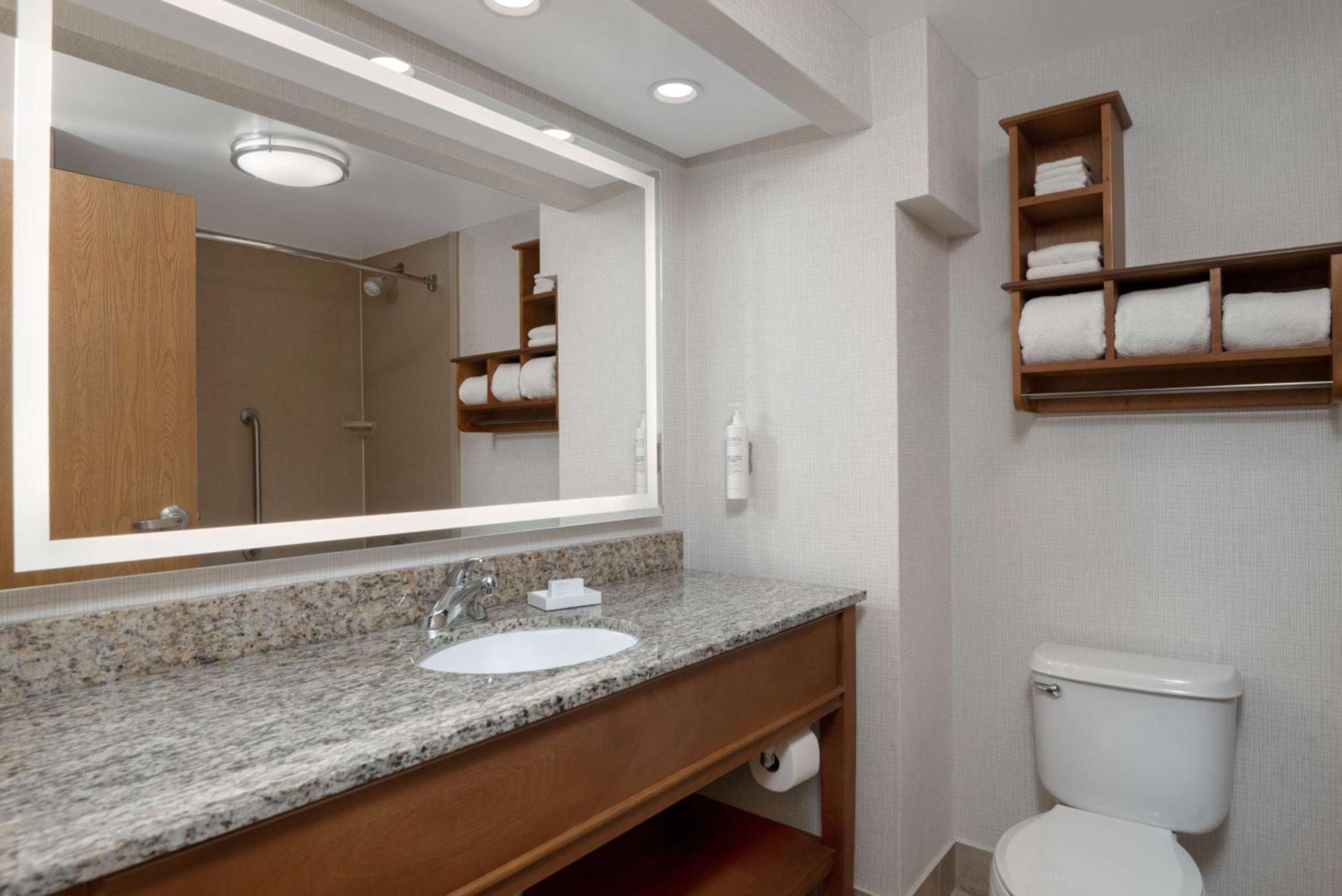 Hotel Hampton Tallahassee-central