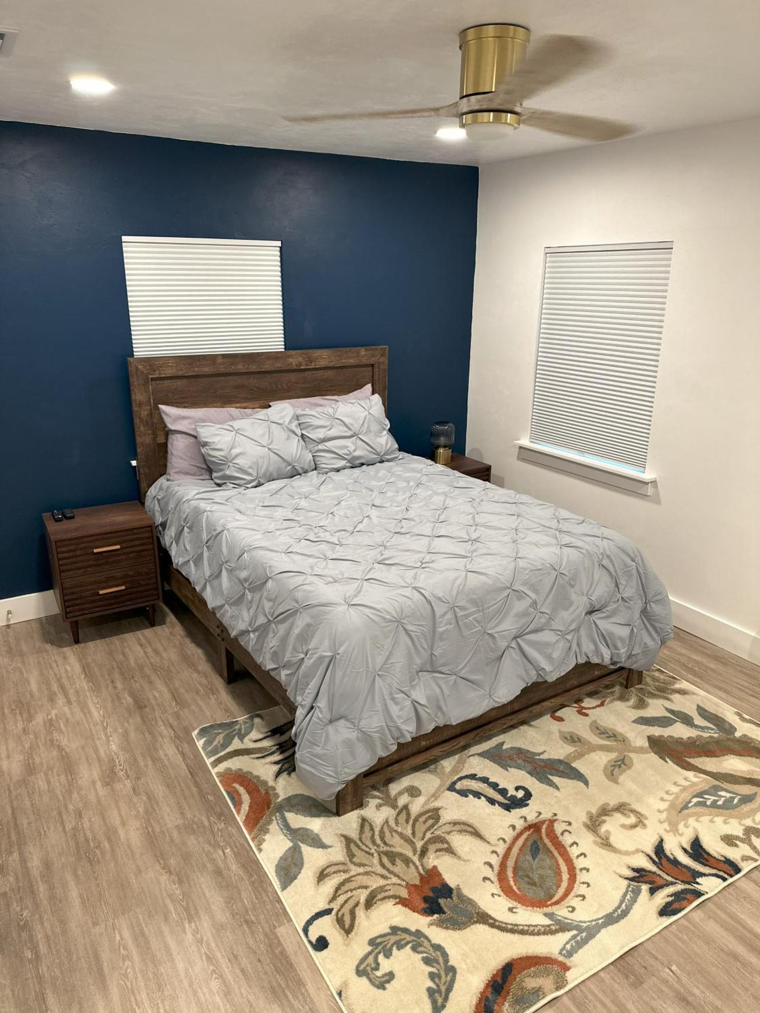 Fully Furnished Executive Housing - Whole House - Manley Manor * Tallahassee