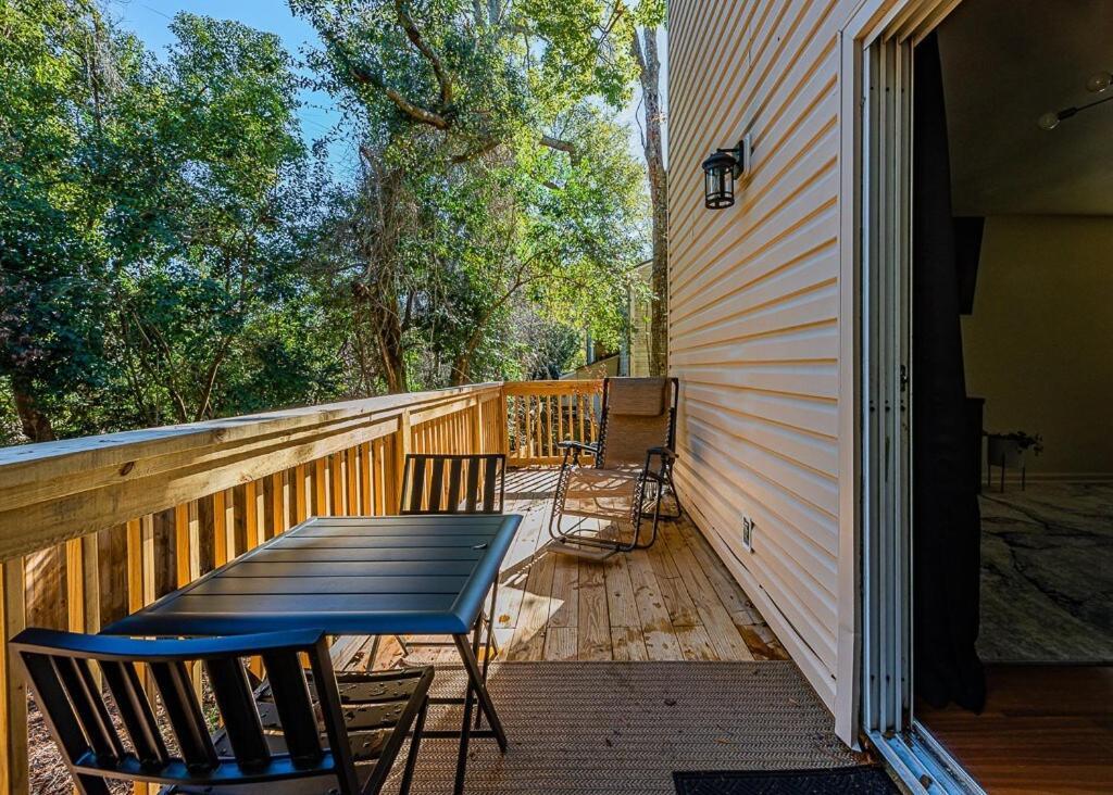 Cozy Townhome Retreat With King Bed Near I-10, Capitol, Fsu & Famu Holiday home