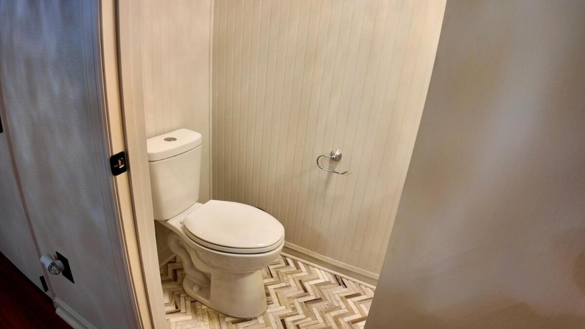 Cozy Townhome Retreat With King Bed Near I-10, Capitol, Fsu & Famu Holiday home Tallahassee