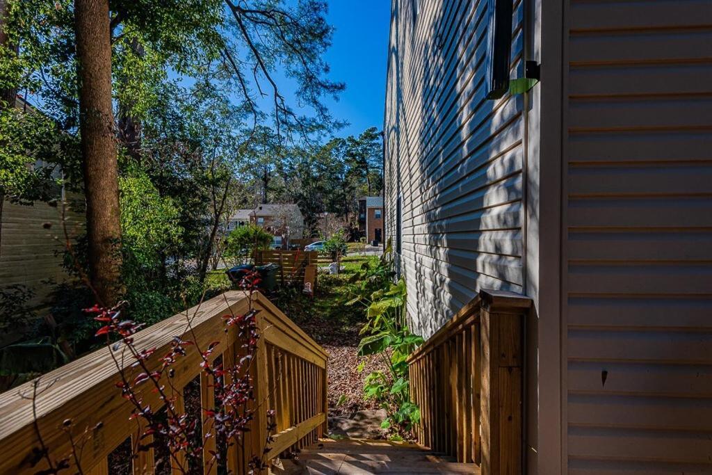 Cozy Townhome Retreat With King Bed Near I-10, Capitol, Fsu & Famu * Tallahassee