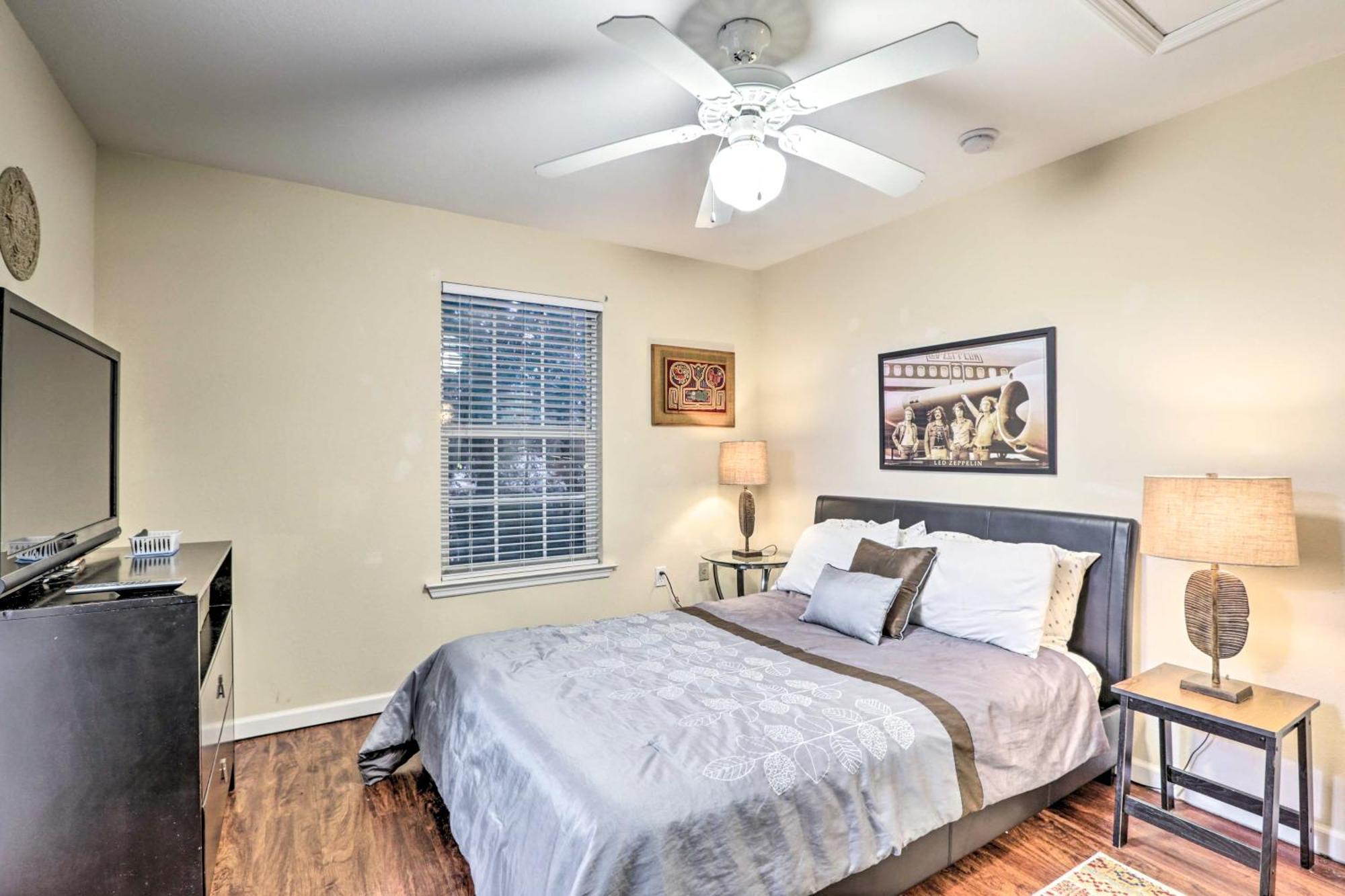 Townhome 4 Mi To College Town! Holiday home Tallahassee
