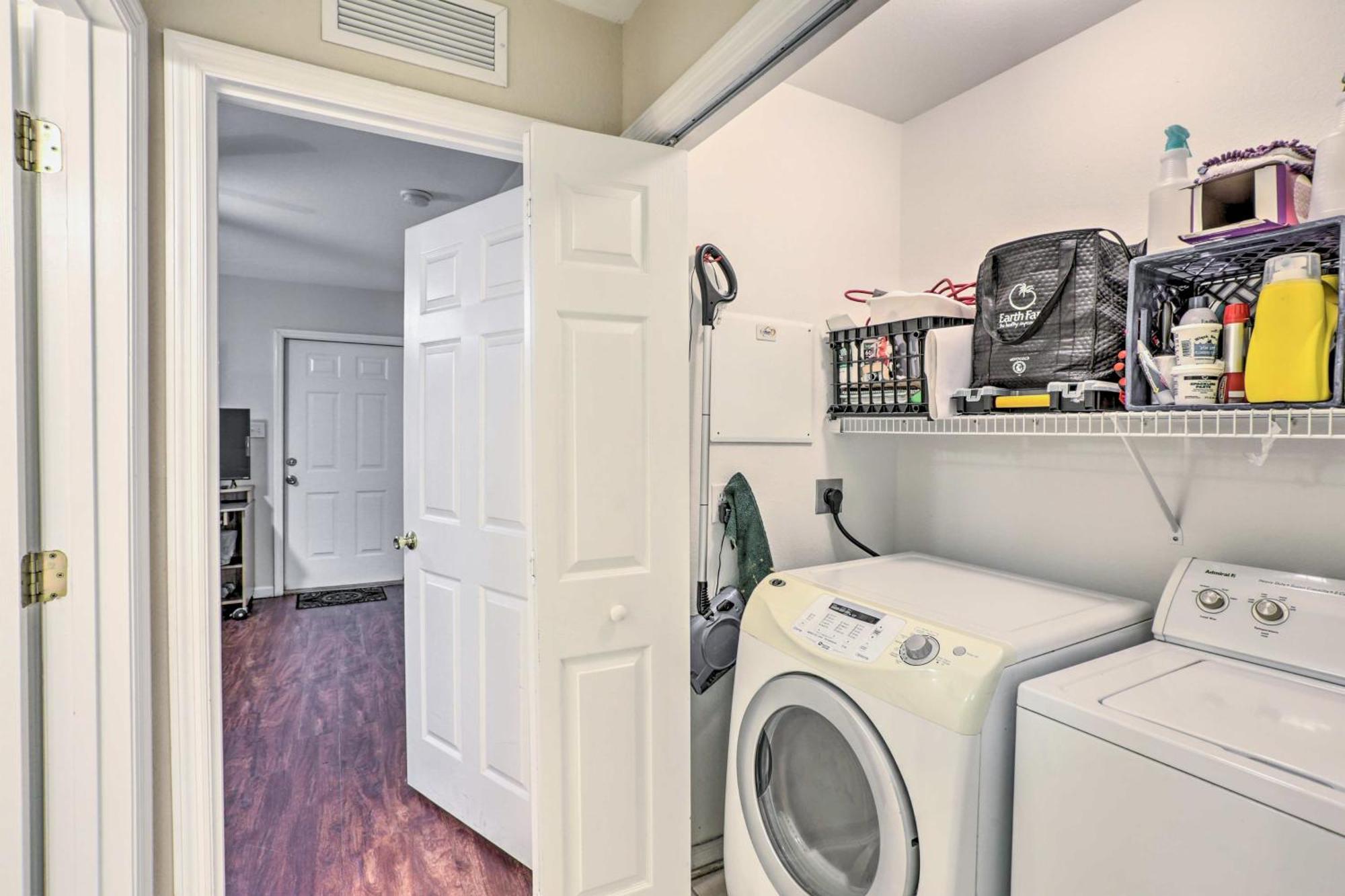 Townhome 4 Mi To College Town! * Tallahassee