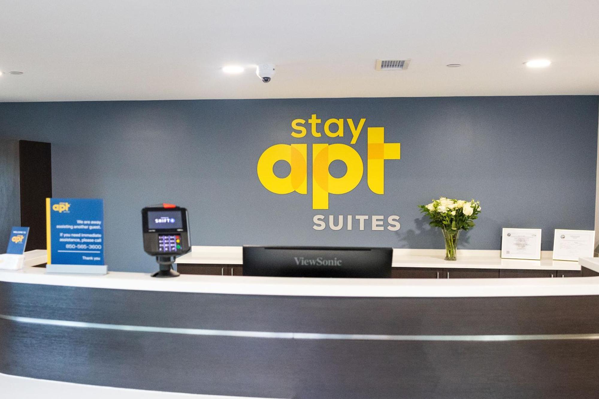 Stayapt Tallahassee-capitol Hotel 3*