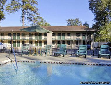 Hotel Howard Johnson By Wyndham 2*