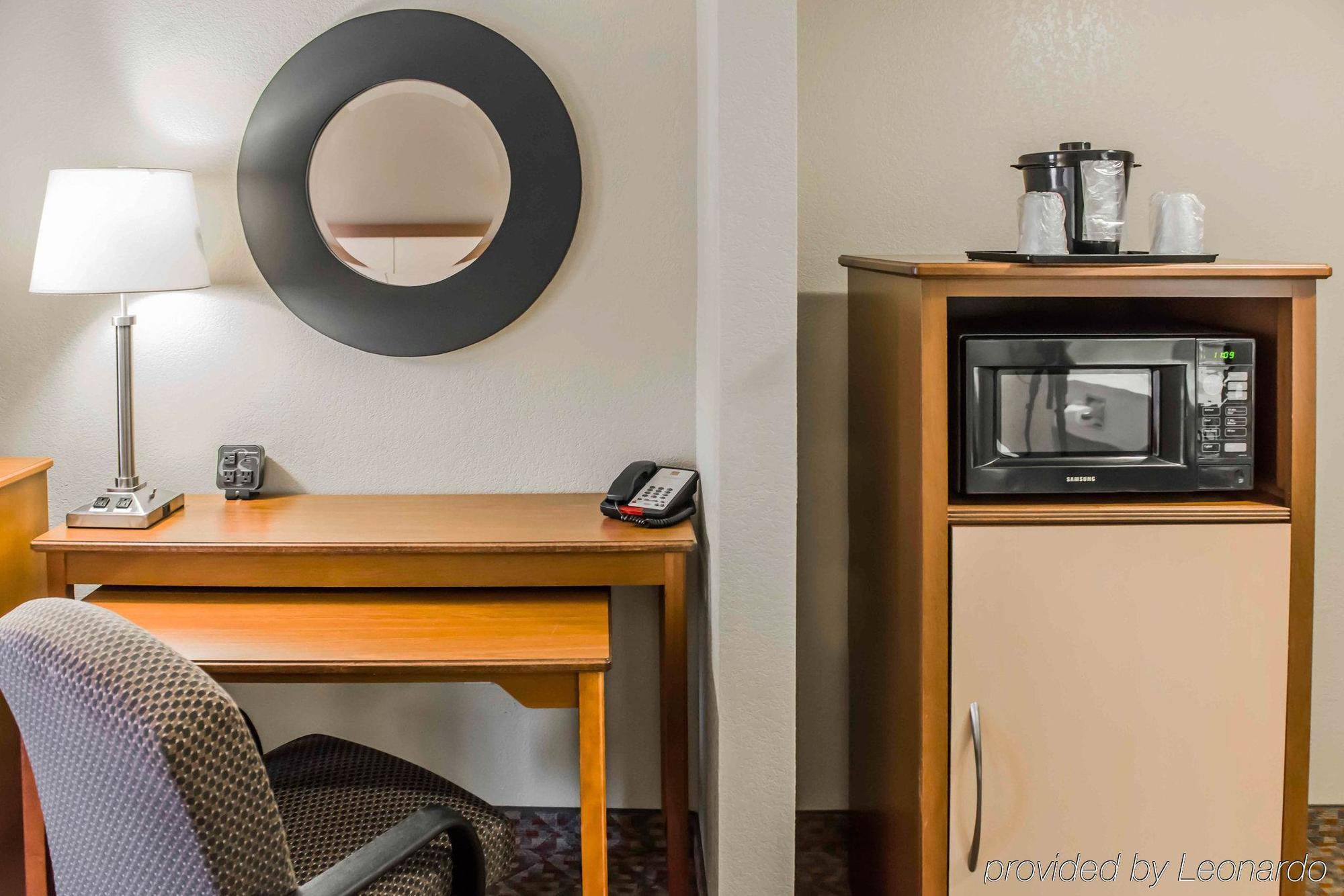 Comfort Downtown Hotel
