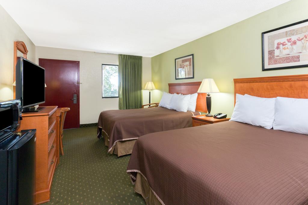 Howard Johnson By Wyndham 2* Tallahassee