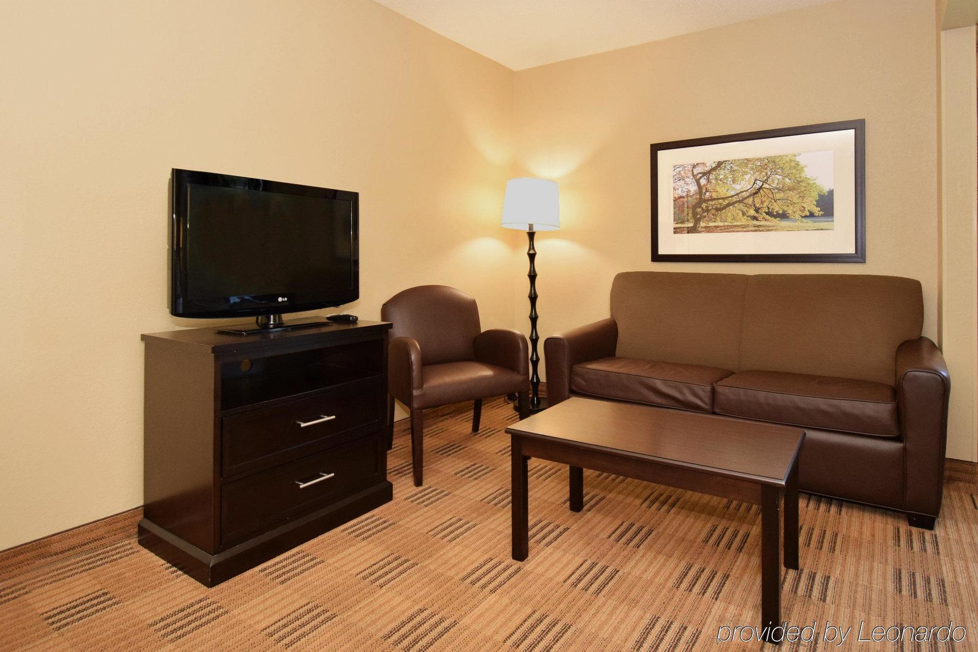 Extended America - - Killearn Tallahassee