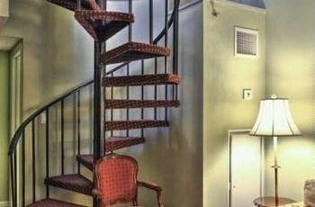 Governors Hotel