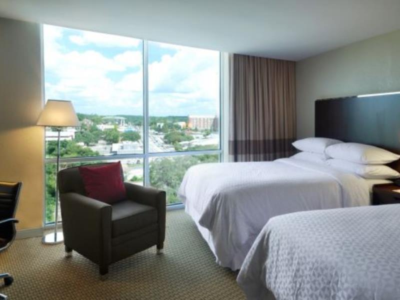 Four Points By Sheraton Downtown Hotel 4*