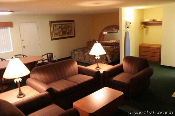And Hotel Tallahassee