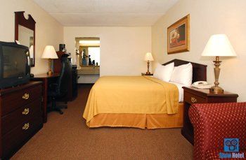 Hotel Red Roof East 2*