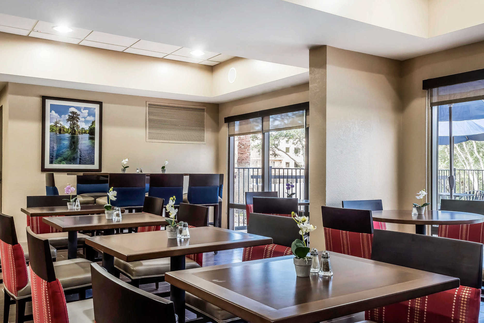 Comfort Downtown 3*