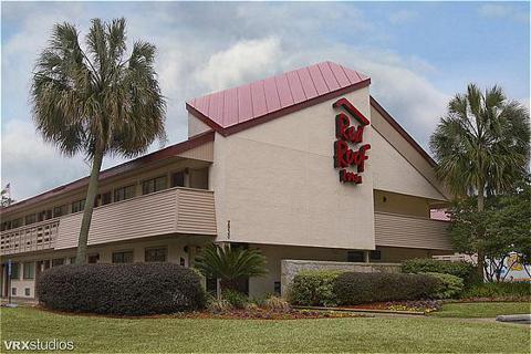 Red Roof - 2*