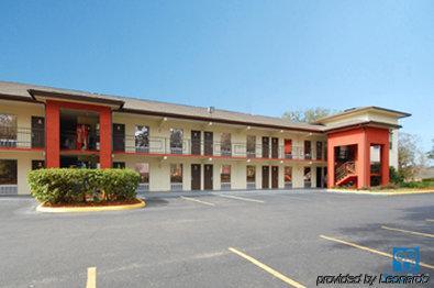 Hotel Red Roof East