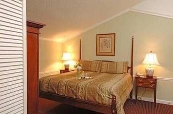Hotel Governors 2*