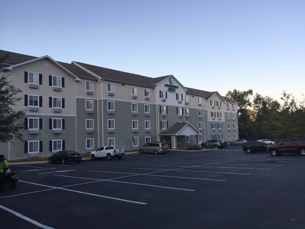 Extended America Select - - East Tallahassee