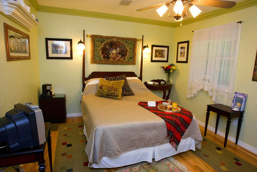 Hotel Little