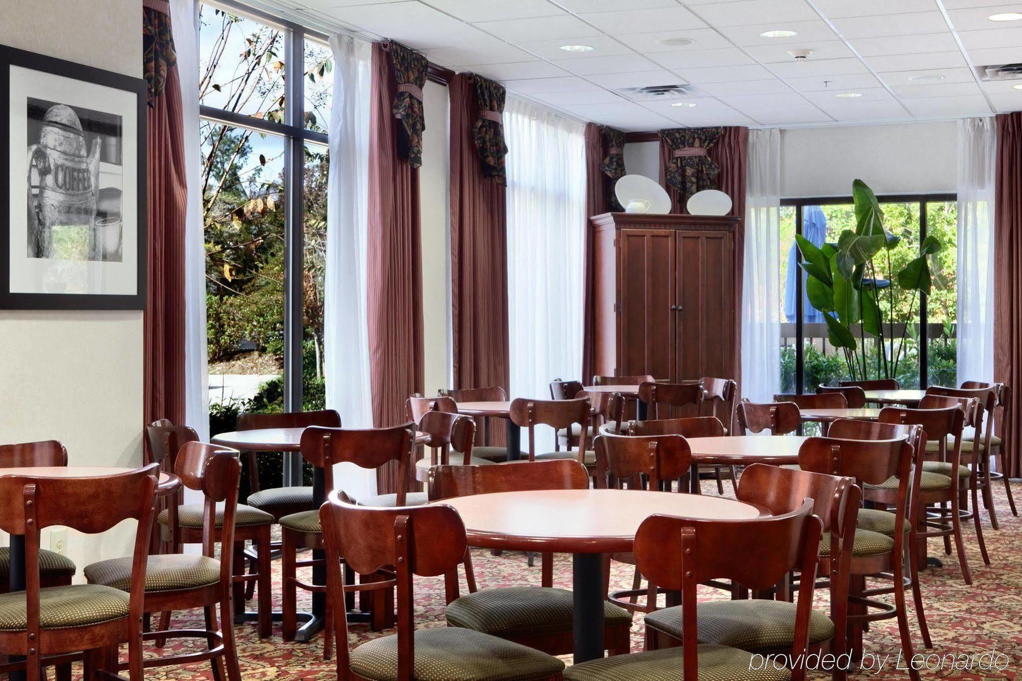 Hotel Hampton Tallahassee-central 3*