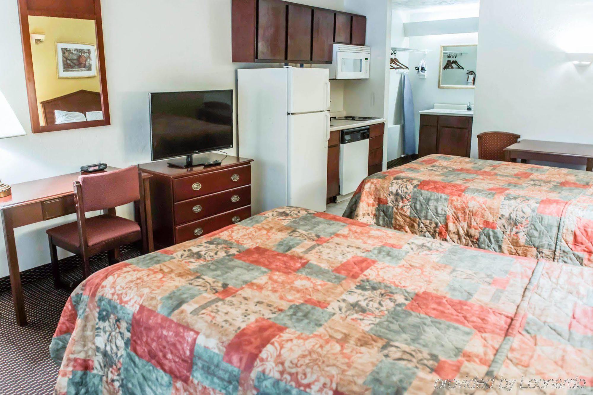 Motel Suburban Near