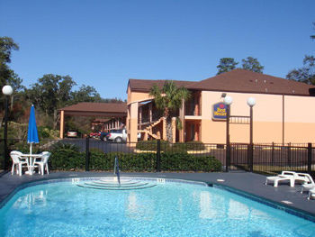 Western Downtown And Hotel