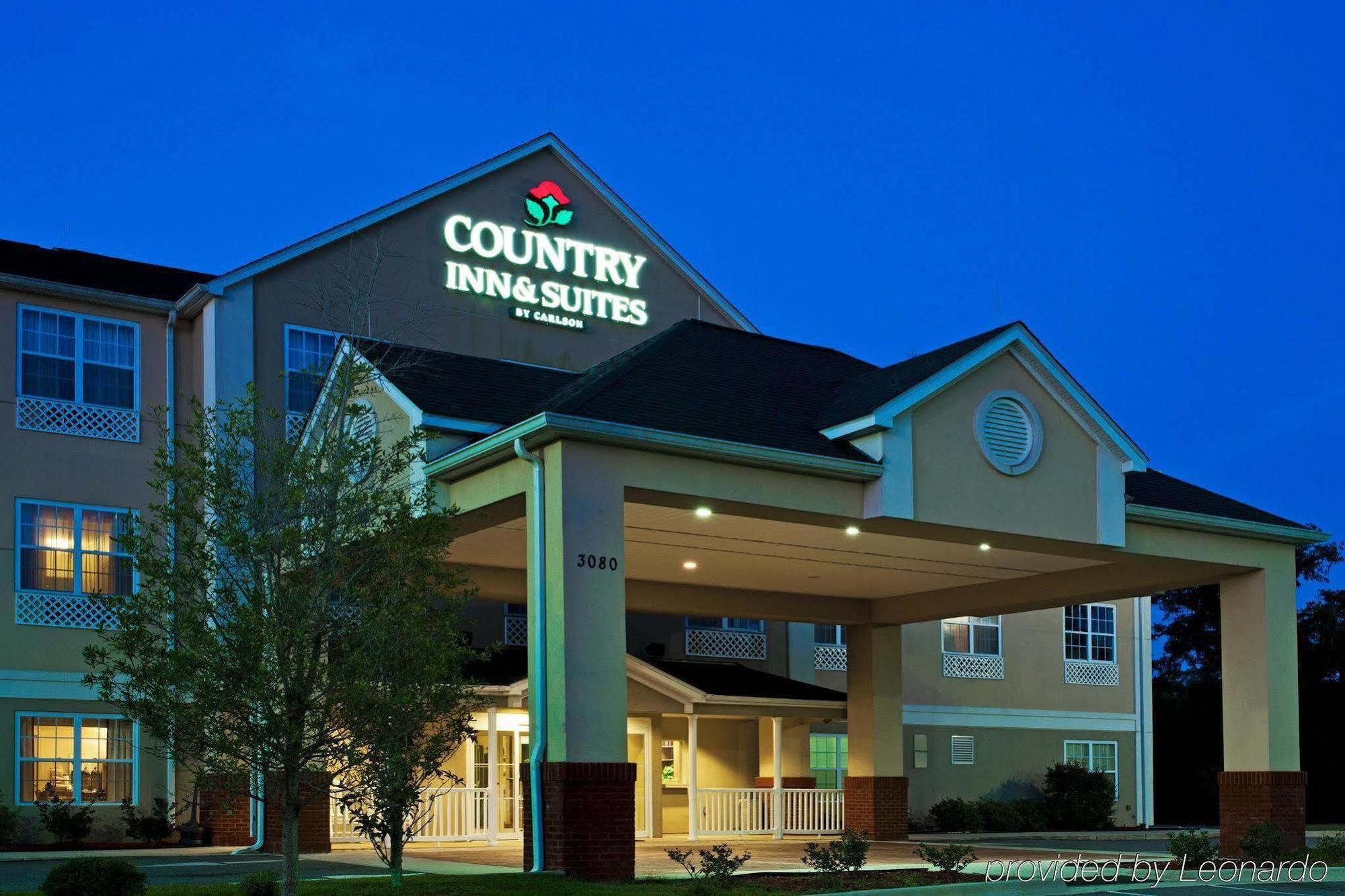 Country & By Radisson I-10 East Fl Hotel