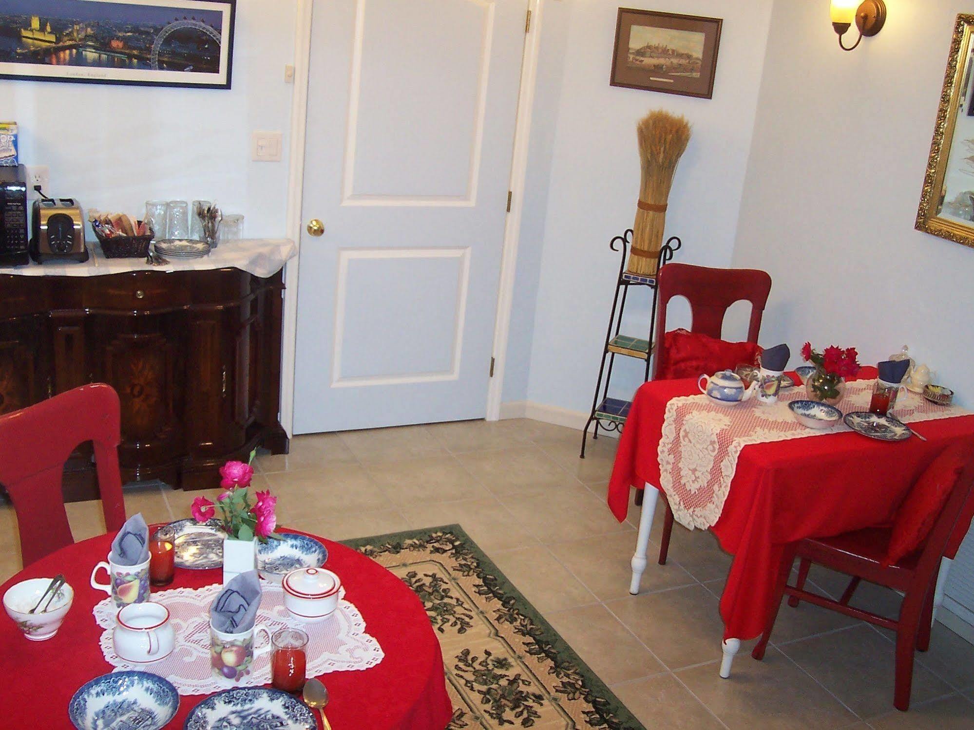 Hotel Little