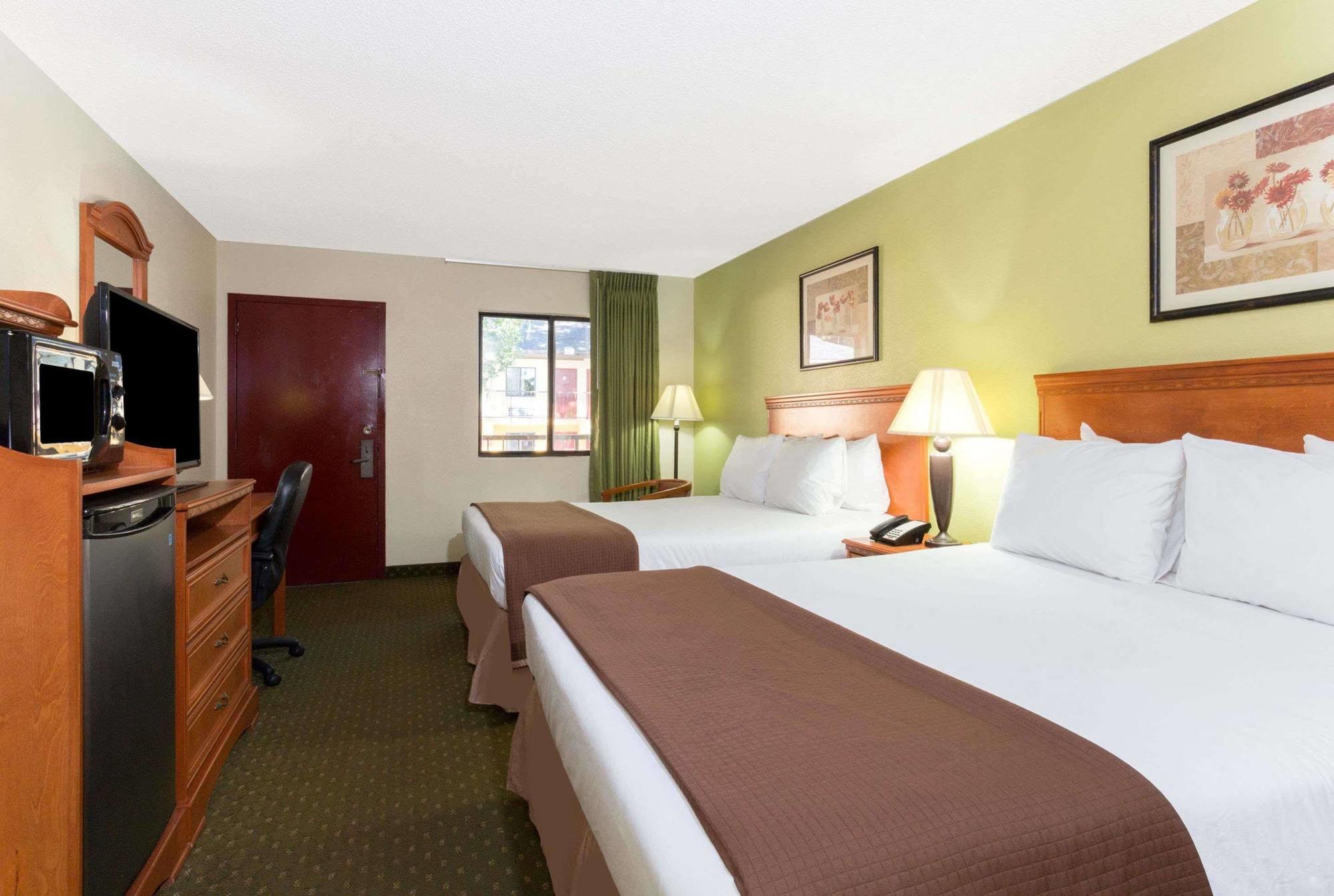 Howard Johnson By Wyndham 2* Tallahassee