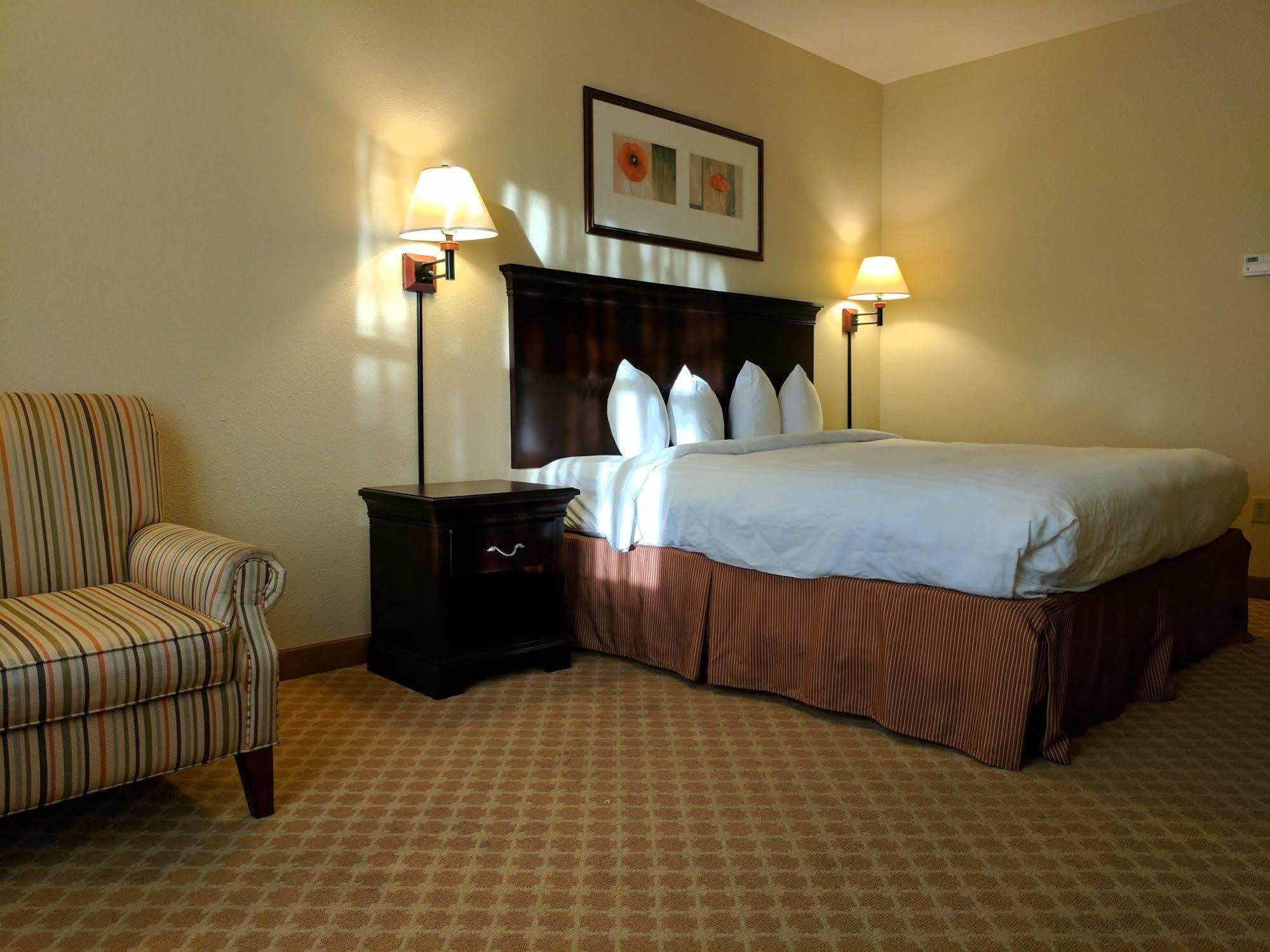 Country & By Radisson, Tallahassee-university Area, Fl 3* Tallahassee